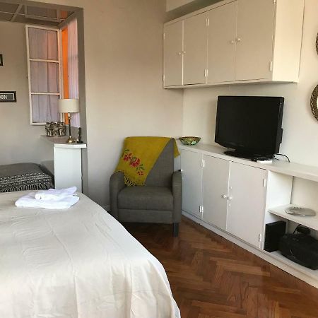 Апартаменти Dpto. Av. Corrientes Al 700-Centro Буенос-Айрес Екстер'єр фото